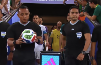 伊拉克队在洲际附加赛决赛中 2-1 击败玻利维亚队