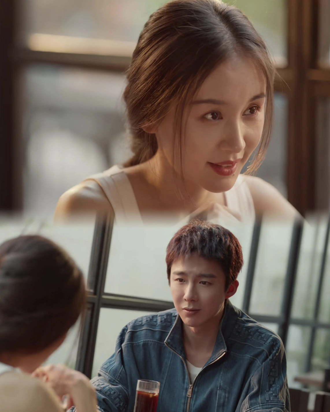 《玫瑰丛生》 剧照