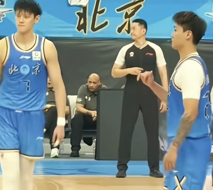 CBA 第 31 轮 6 场对决，广东大战北京成焦点